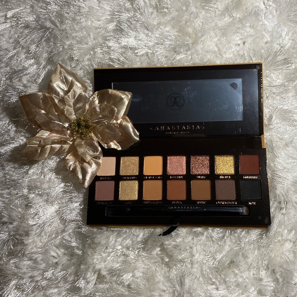 Anastasia Beverly Hills Soft Glam Eyeshadow